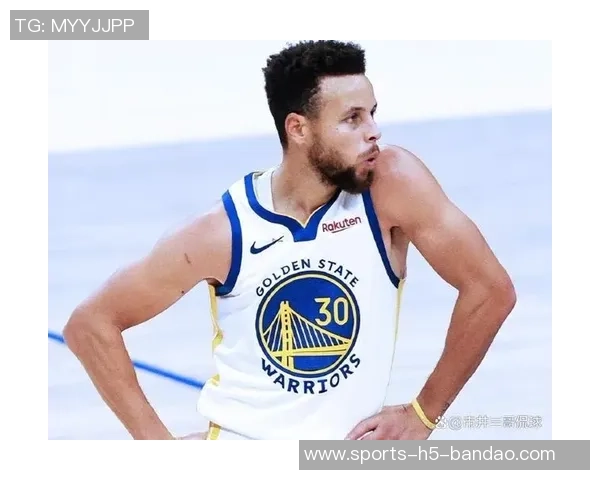 库里创历史成最年长控卫连续两场得分超35分展现巅峰状态 库里创历史成最年长控卫连续两场得分超35分展现巅峰状态